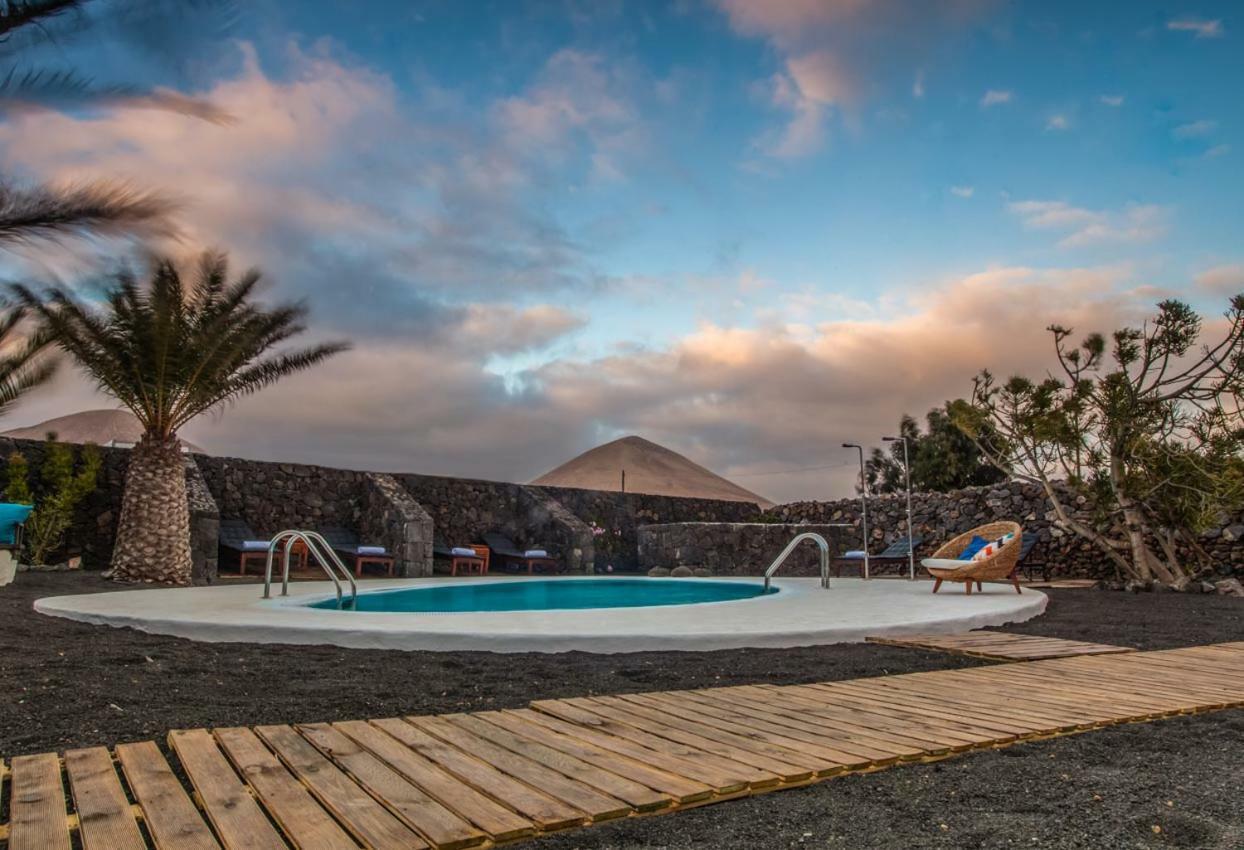 Los Lirios Hotel Rural - Adults Only Tias Luaran gambar